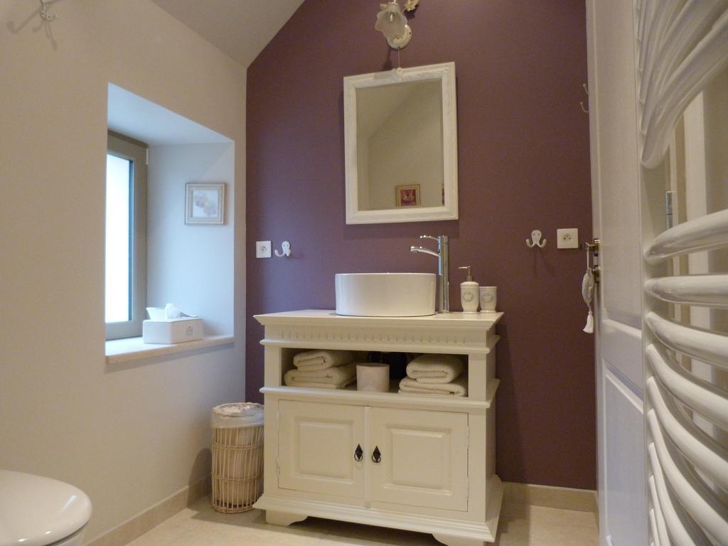 Le Repos Coquelicot Bed & Breakfast Montillot Bilik gambar